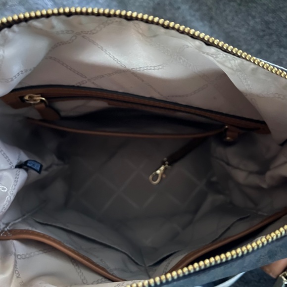 Michael Kors Brooke Brown Signature Bucket Handbag Bag & Matching Wallet Set - Picture 6 of 7